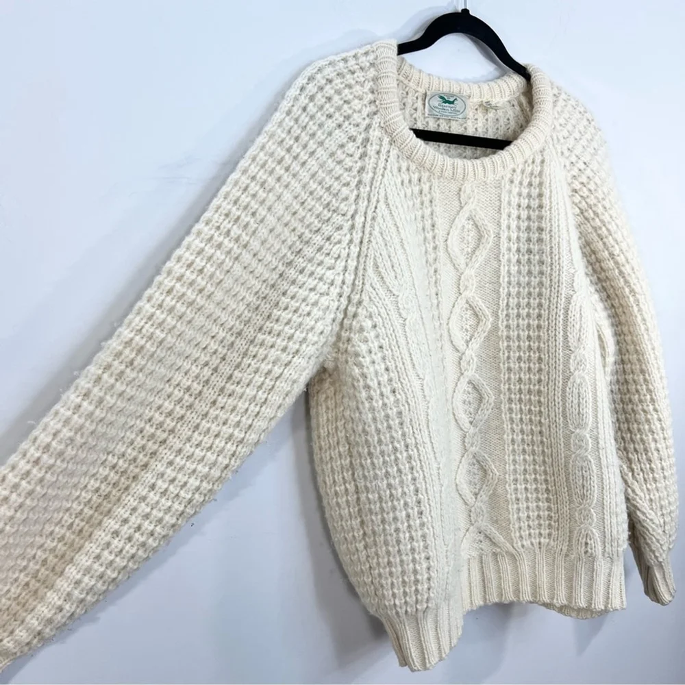 Vintage stunning wool
